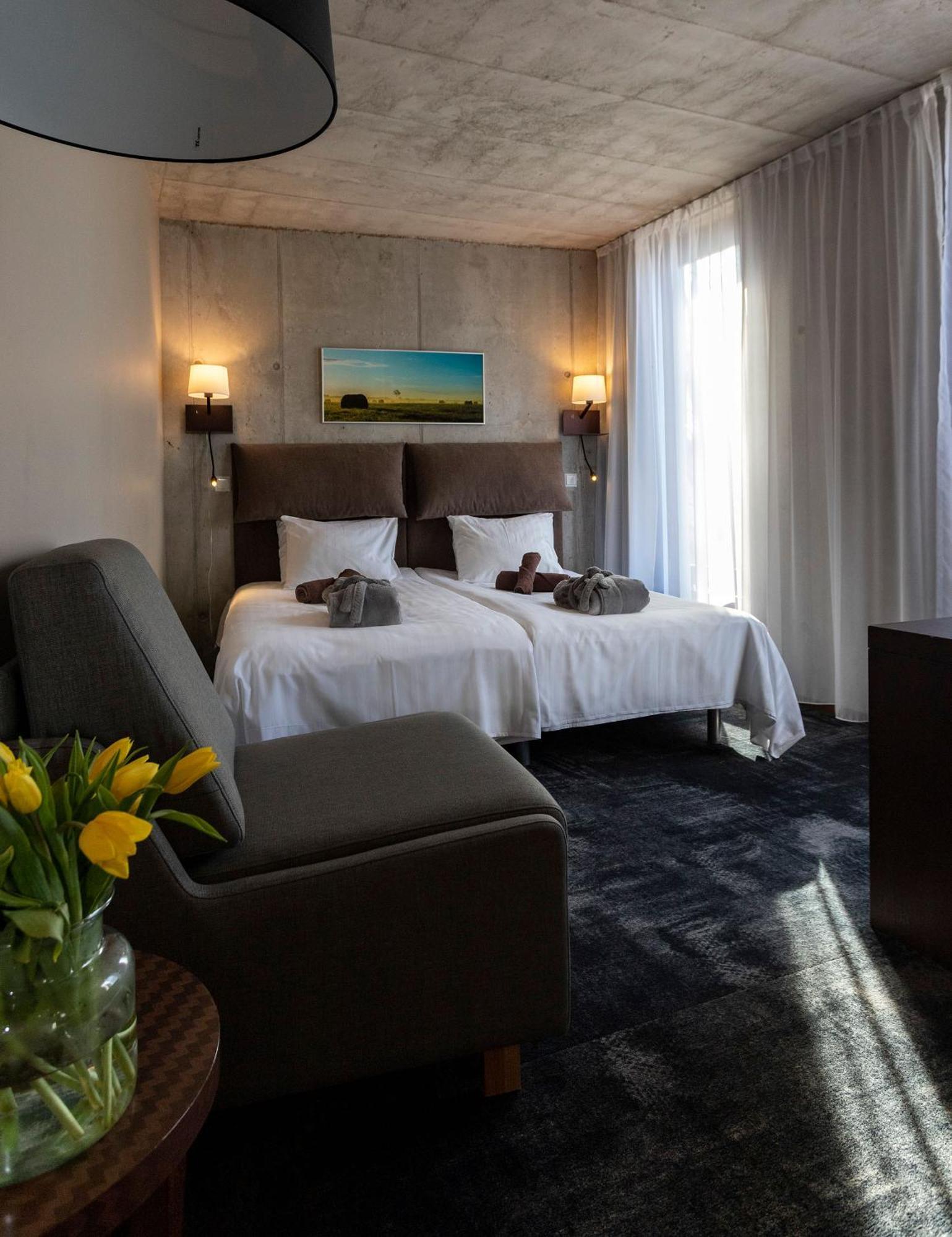 Johan Design & Spa Hotel Kuressaare Dış mekan fotoğraf