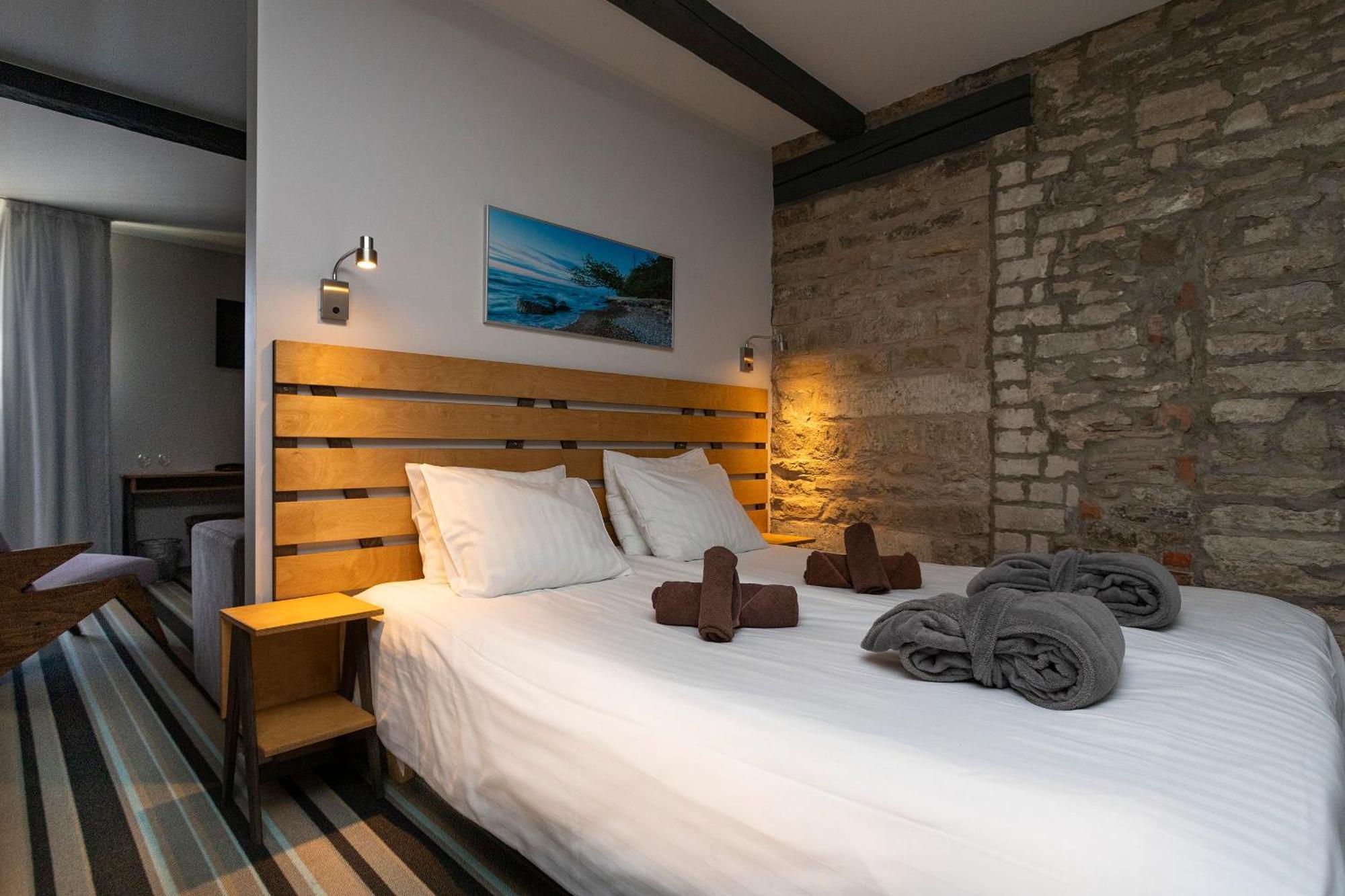 Johan Design & Spa Hotel Kuressaare Dış mekan fotoğraf
