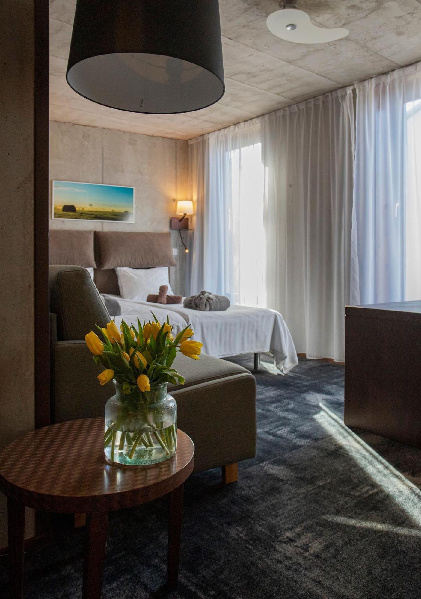 Johan Design & Spa Hotel Kuressaare Dış mekan fotoğraf